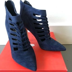 Navy open heels